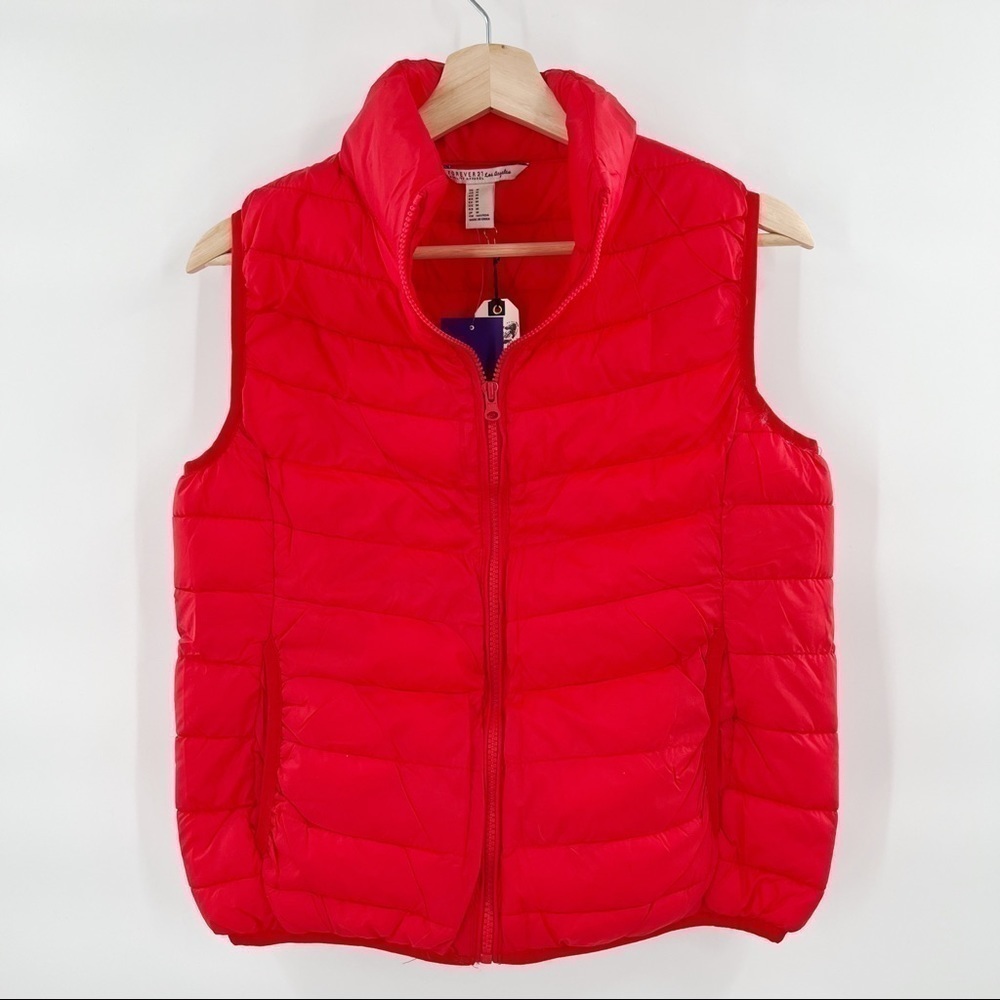 Forever 21 red light puffer vest NWT multiple sizes